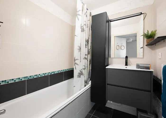 T2 Havre De Paix Avec Bureau & Wifi - Parking Prive - Piscine & Salle Sport Communs