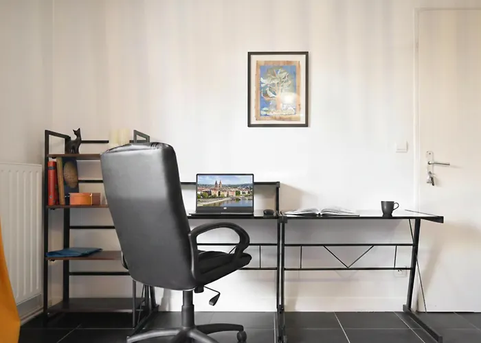 T2 Havre De Paix Avec Bureau & Wifi - Parking Prive - Piscine & Salle Sport Communs