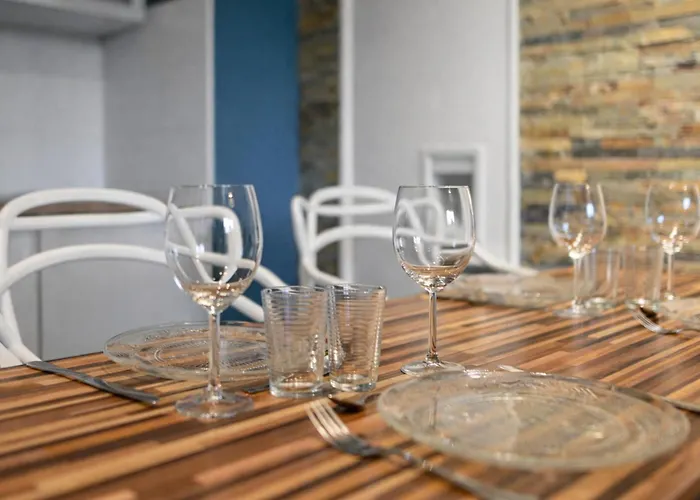 아파트 T2 Havre De Paix Avec Bureau & Wifi - Parking Prive - Piscine & Salle Sport Communs *